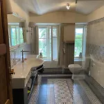 Historical 5-bedroom - Disabled Access