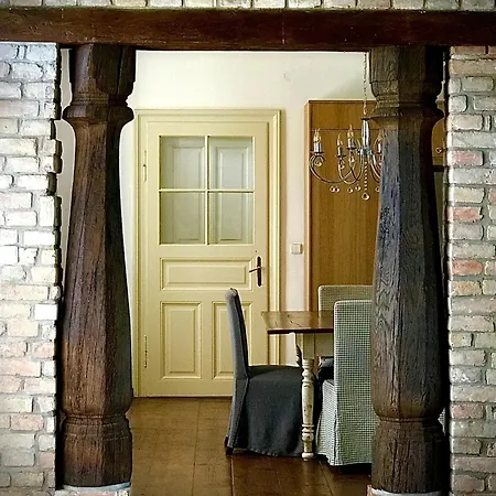 Vila Historical 5-bedroom - Disabled Access Drasenhofen