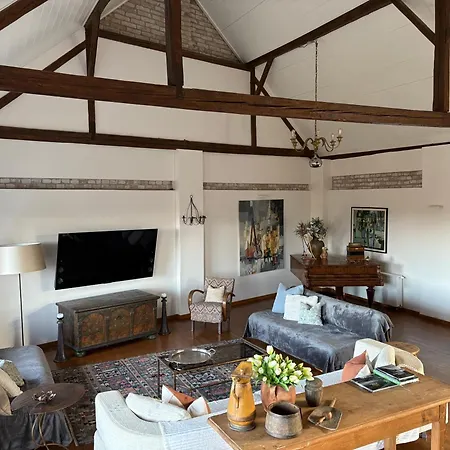 Historical 5-bedroom - Disabled Access * Drasenhofen