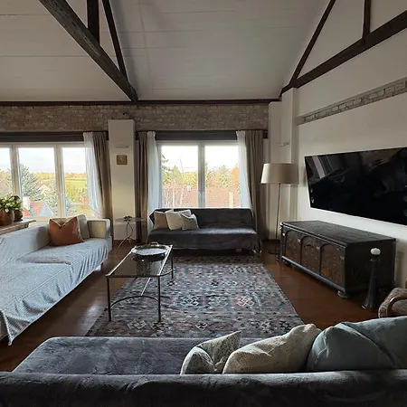 Villa Historical 5-bedroom - Disabled Access Drasenhofen