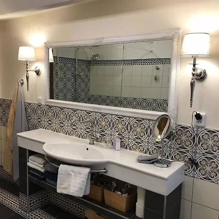 Villa Historical 5-bedroom - Disabled Access