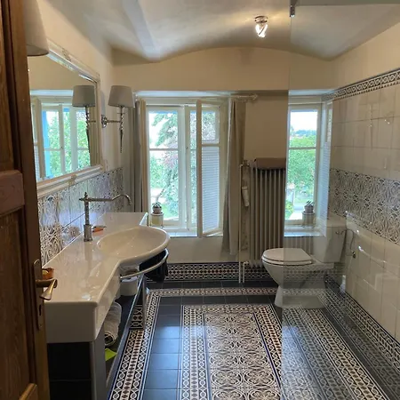 Historical 5-bedroom - Disabled Access