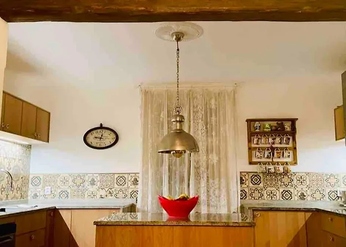 Historical 5-bedroom - Disabled Access Villa