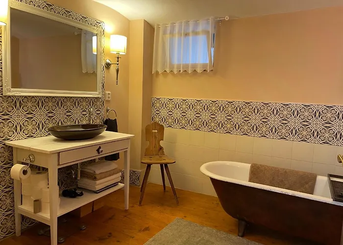 Historical 5-bedroom - Disabled Access * Drasenhofen