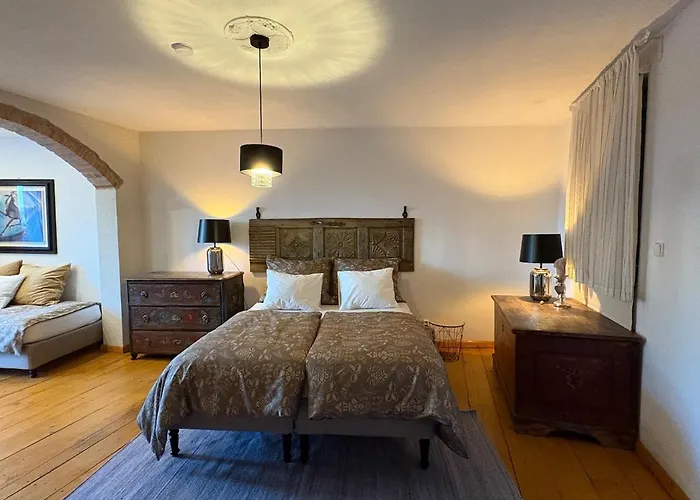 Historical 5-bedroom - Disabled Access